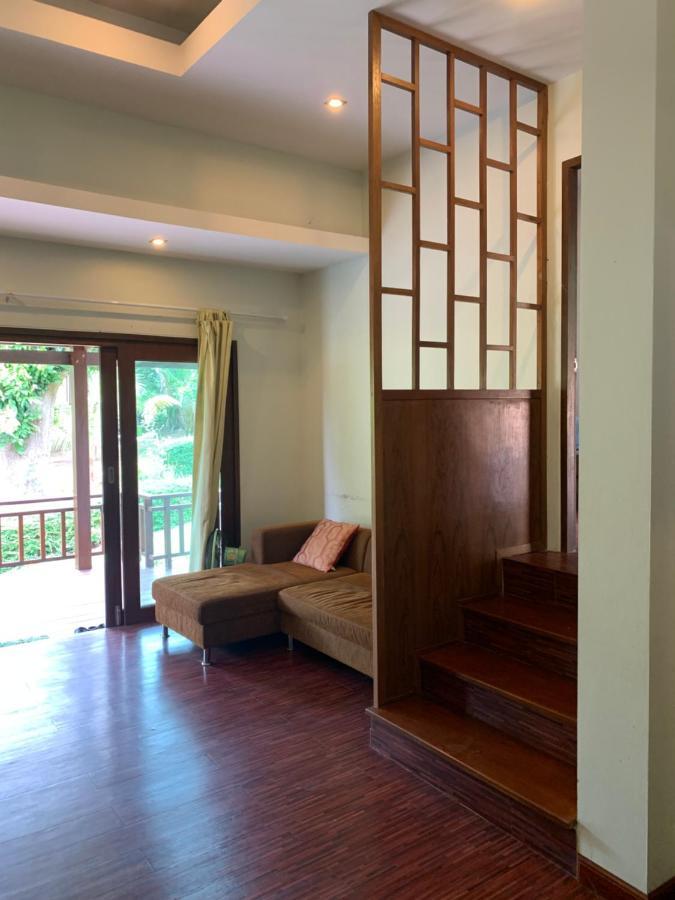 Vila บ้านธานี *