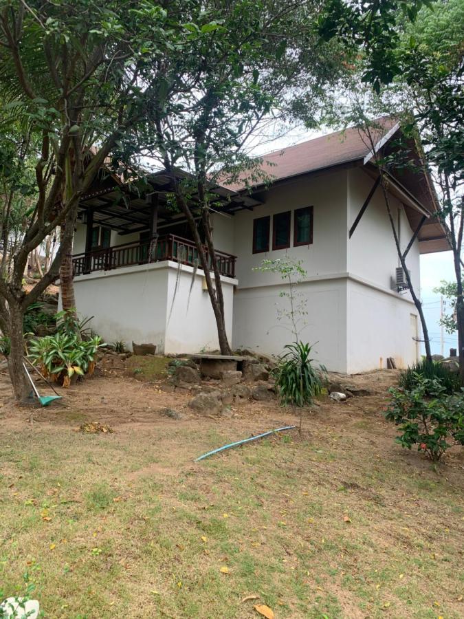 Vila บ้านธานี *
